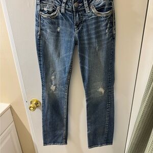Stylish Blue Distressed Women Jeans